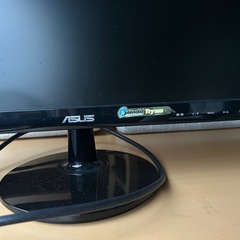 美品✨ASUS製の液晶モニターの画像