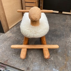 羊の遊び遊具　綺麗です♪引き取り限定！の画像