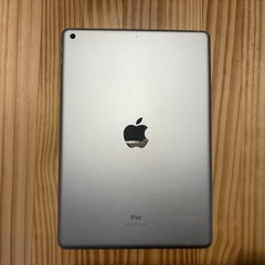 iPad 第9世代　256GB Wi-Fiモデル　Apple純正キーボード付きの画像