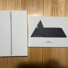 iPad 第9世代　256GB Wi-Fiモデル　Apple純正キーボード付きの画像