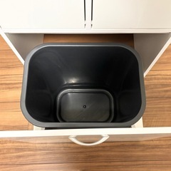 3連ゴミ箱！3口ゴミ箱！横54.5cm 高さ98cm 奥行32cm！の画像