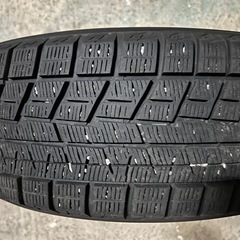 ヨコハマ　205/65R16 冬タイヤの画像