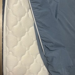 ベッド ダブル マットレスつき付きの画像