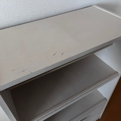 収納棚の画像