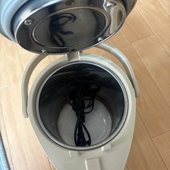 電気ポットの画像