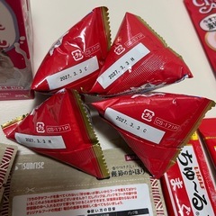 キャットフードいろいろの画像