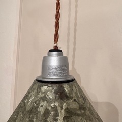 【一点もの】ブリキ製のおしゃれなシーリングライト カフェ風のインテリア・照明の画像