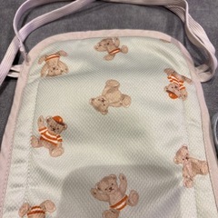 petit main ベビーカーやチャイルドシートの背もたれシート　くまの画像