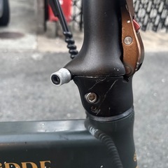 Aidde 電動アシスト自転車 折り畳み式カーキー一部修理必要性あり。の画像