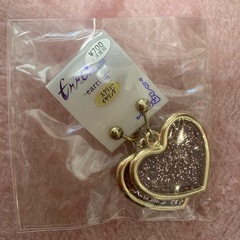 ハート　蝶　イヤリングの画像