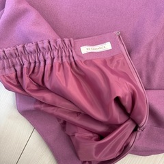 BE RADIANCE スカート　秋冬物の画像