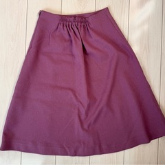 BE RADIANCE スカート　秋冬物の画像
