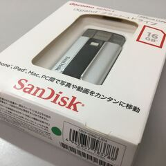 【🍀美品】SanDisk iXpand フラッシュドライブ 16GB [iPhone/iPad のデータ転送やバックアップに最適] SDIX-032G-J57の画像