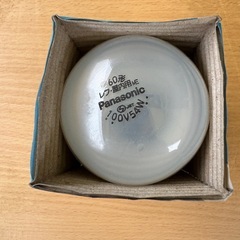 Panasonic 60W レフ電球の画像