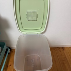 【決定】アイリスオーヤマ 密閉フードストッカー 10kg用の画像