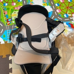 コンビ　抱っこ紐　4ウェイ　マジカルコンパクトファーストの画像
