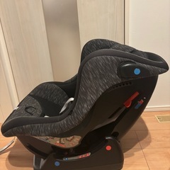 チャイルドシート 新生児から使用可能の画像