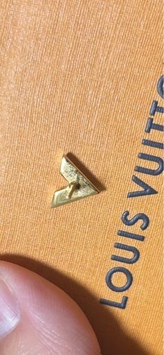 ルイヴィトン ピアス ブレスレット