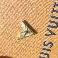 ルイヴィトン ピアス ブレスレットの画像