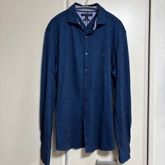 トミーヒルフィガー　長袖シャツ　の画像