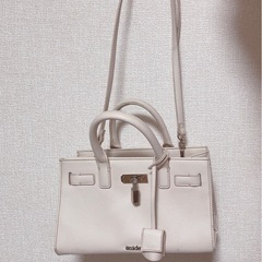 SNIDEL スクエアパッドロックバッグ (オフホワイト)の画像