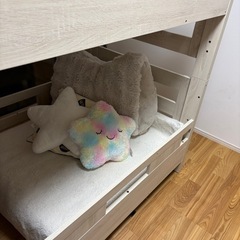 2段ベッドの画像