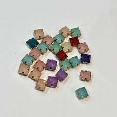 アクセサリーパーツ　手芸　ストーン　ビジュー　台座付き　ハンドメイド　パーツ　03の画像