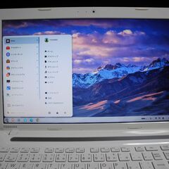 きれいなZorinOS東芝15.4インチ　ノートパソコンの画像