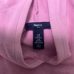 GAPキッズパーカーピンク130センチの画像