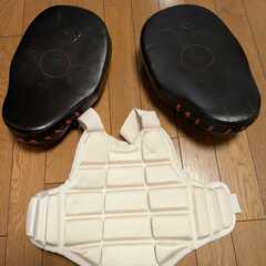 空手　ボディプロテクター　ミット　ヘッドガード　USEDの画像