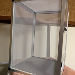 爬虫類ケージの画像