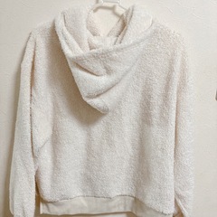 
フード付きトレーナーの画像