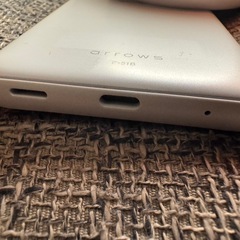 ① docomo »»» ARROWS We F-51B ホワイト スマホ ジャンク品 扱い  の画像