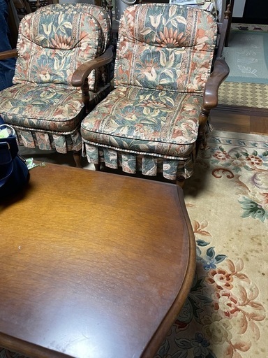 11/22引き取り可能　飛騨産業　飛騨家具　アーム付きチェア　４脚とテーブルセット　カリモク