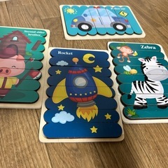 木製パズル 表裏で絵柄が変わるの画像