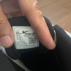 ナイキ エア モア アップテンポ 720 QS ホワイト/クローム-ブラック(BQ7668-100)の画像