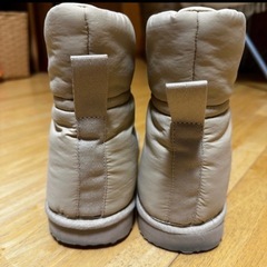 SHEIN  シーイン　ブーツ　ベージュ　24センチ　ふわふわでカワイイ♡の画像