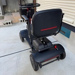 シニアカー　whill の画像