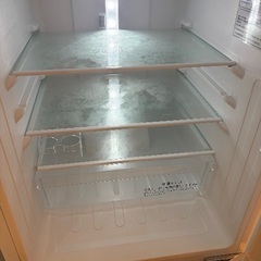 冷蔵庫　ハイセンス 2ドア 130L ホワイト HR-D1302の画像