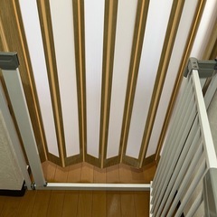 ペットゲート ペットドア 猫脱走防止 3.5CM間隔 柵 フェンスの画像