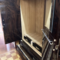 【11月17日 直接引き取り 限定】婚礼家具①　洋服ダンス　高級家具　の画像
