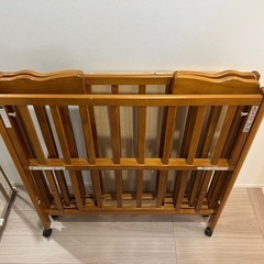 すりむスリムベビーベッド折り畳みの画像