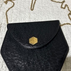 REVILLON フォーマルバッグの画像