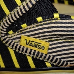 激レア‼️VANS ストライプ スリッポン 黒/黄の画像