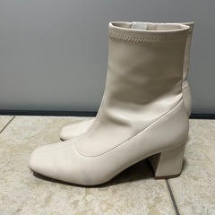 GU ブーツの画像