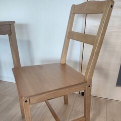 IKEA ダイニングテーブル＆チェア4脚  HÄGERNÄS　色 : アンティークステイン の画像