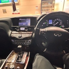 フーガ ハイブリッド 3.5の画像