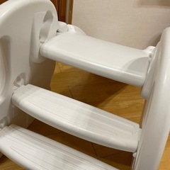 折りたたみ すべり台 ホワイトの画像