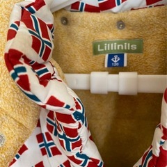 110　Lillinils-リリニルス- フード取り外し可能　ダウンの画像