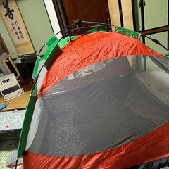 キャンプ・テント用テントの画像